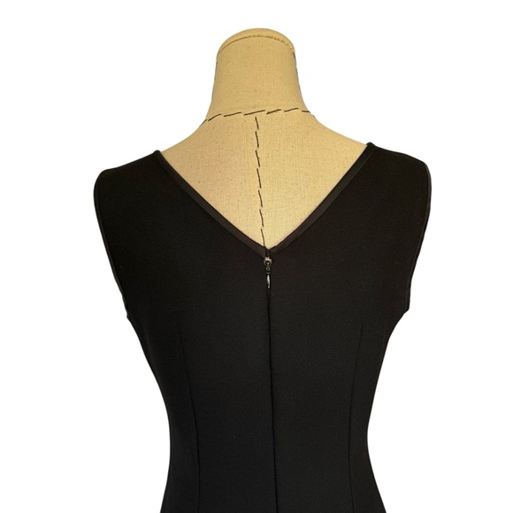 Max Mara Black Wool with Mink Trim Sheath Dress Chic Classic US sz 10 - Picture 7 of 13
